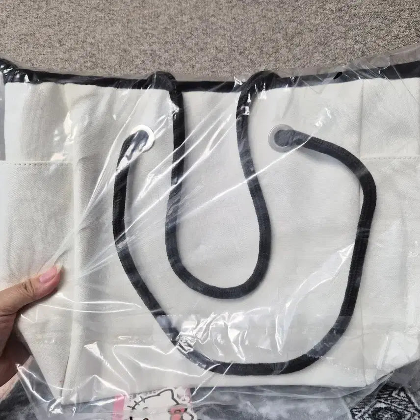 [BUNJANG] Sanrio Hello Kitty White Shopper Bag / 정품) 산리오 헬로키티 쇼퍼백 새상품 2종