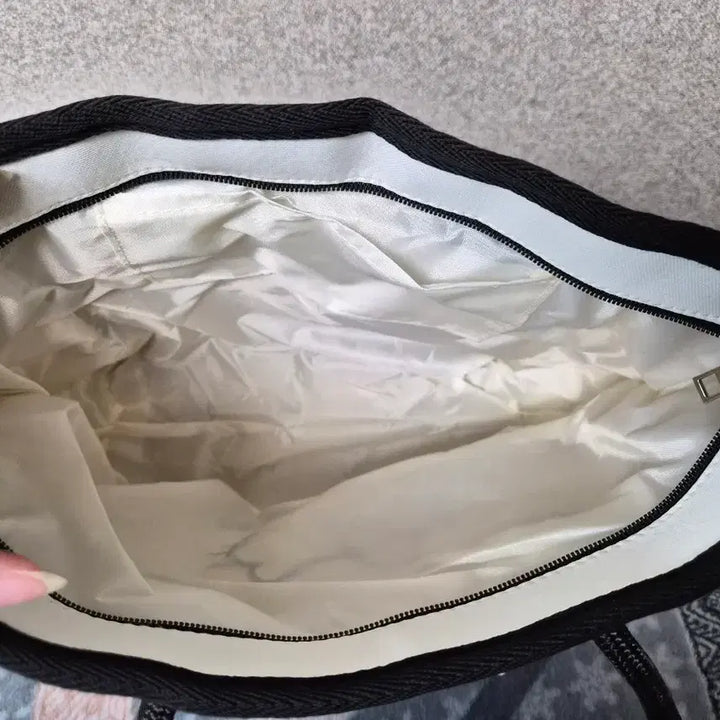 [BUNJANG] Sanrio Hello Kitty White Shopper Bag / 정품) 산리오 헬로키티 쇼퍼백 새상품 2종