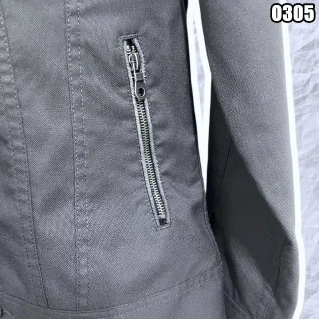 [BUNJANG] Crazy Devil Black Lettering Embroidered Work Jacket / S 크레이지 데빌 블랙 레터링자수 워크 자켓