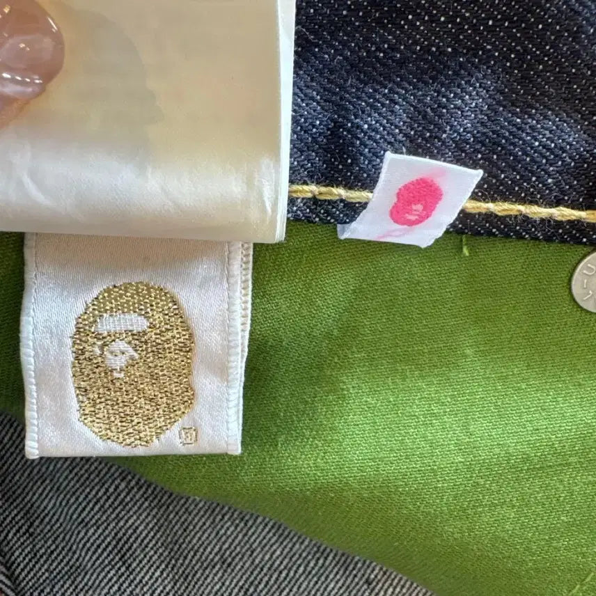 [BUNJANG] BAPE Embroidered Denim Mini Skirt / BAPE 베이프 자수 데님 미니 스커트 치마