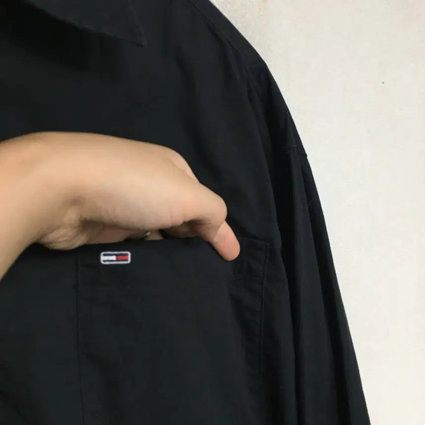 [BUNJANG] Tommy Hilfiger Oversized Shirt - Black / 타미힐피거 신상 여성 오버핏 셔츠 xs