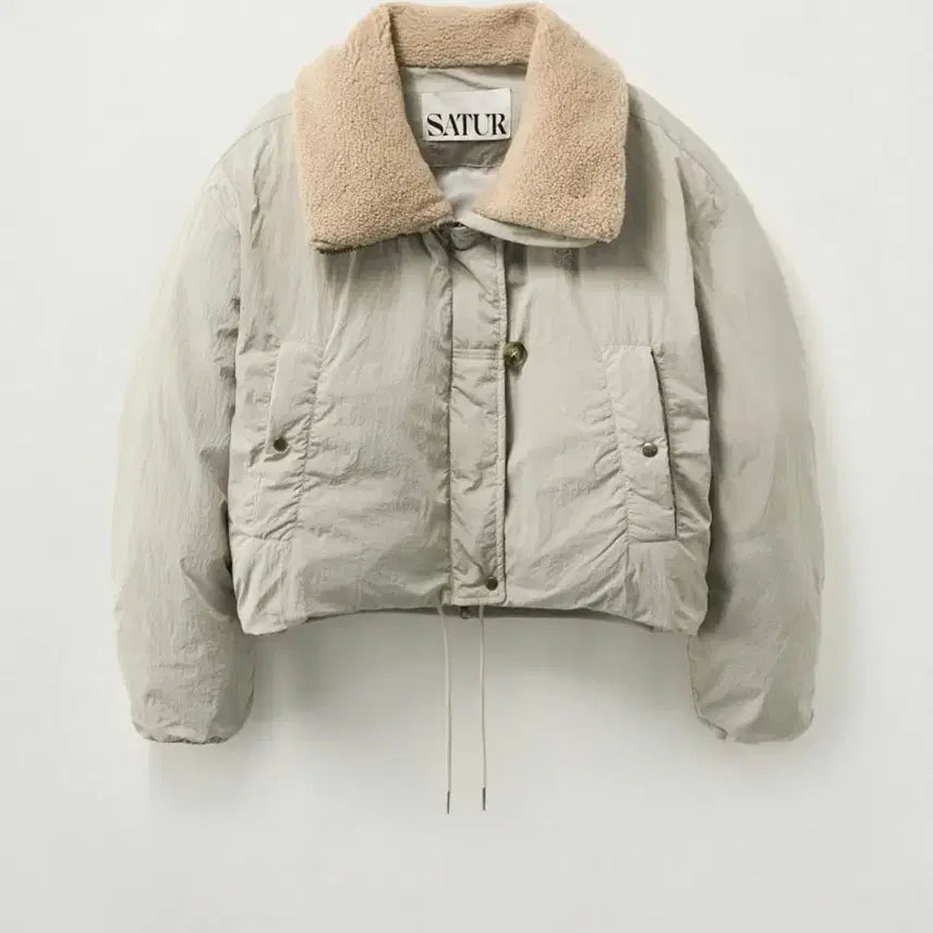 [BUNJANG] Satur Wide Collar Crop Padded Jacket / Satur 와이드 칼라 크롭 패딩 자켓 카키