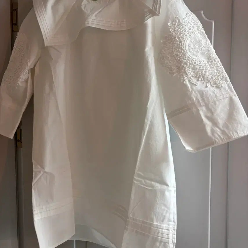 [BUNJANG] Mendels Lace Blouse Mini Dress / 멘들스 레이스 블라우스 겸 미니드레스