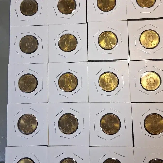 [BUNJANG] 2000s 10 Won Coin / 2000년대10원극미품