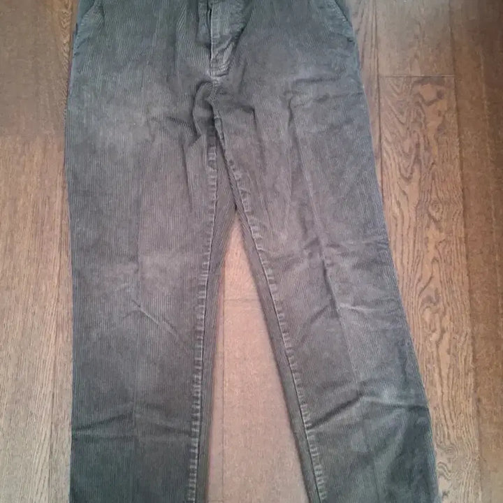 [BUNJANG] Uniqlo JW Anderson Corduroy Pants Brown / 유니클로 jw앤더슨 코듀로이 팬츠 브라운 M