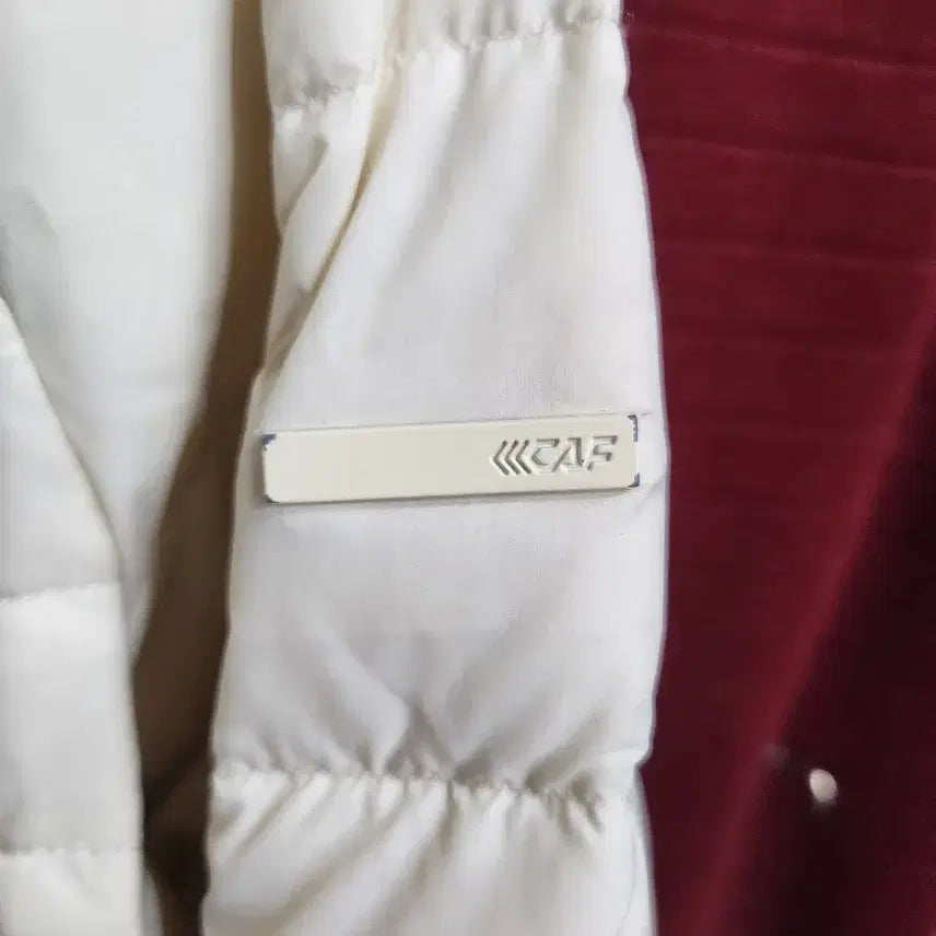 [BUNJANG] LeCAF Ivory Lightweight Collarless Padded Jacket / 르까프 아이보리 노카라 경량 패딩 자켓