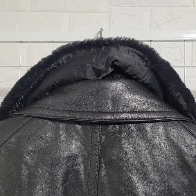 [BUNJANG] Vintage Black Real Lambskin Mouton Jacket XL / [105]VINTAGE빈티지 블랙 퍼탈부착가능 리얼양가죽무스탕자켓 XL