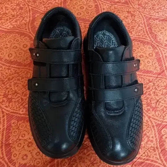 [BUNJANG] Kibun Black Velcro Leather Functional Shoes / 기분신발 검정색 벨크로 가죽 기능성 신발입니다