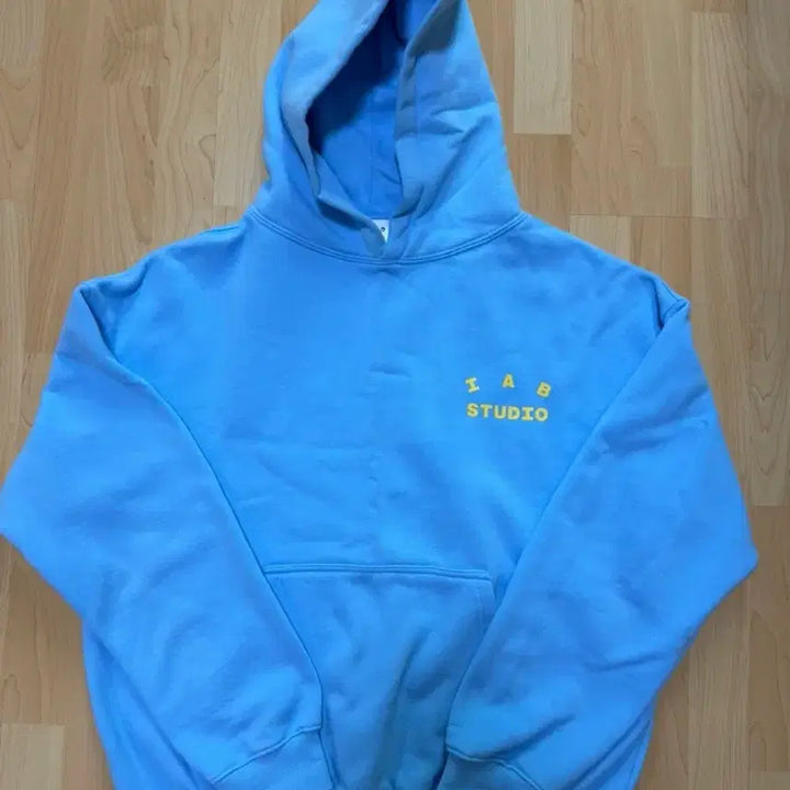 [SOLD OUT] 아이앱 스튜디오 후드 스카이 블루 레몬