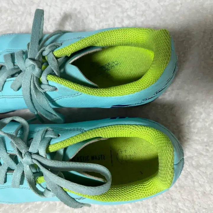 [BUNJANG] Adidas Futsal Shoes 230 / 아디다스 풋살화 230
