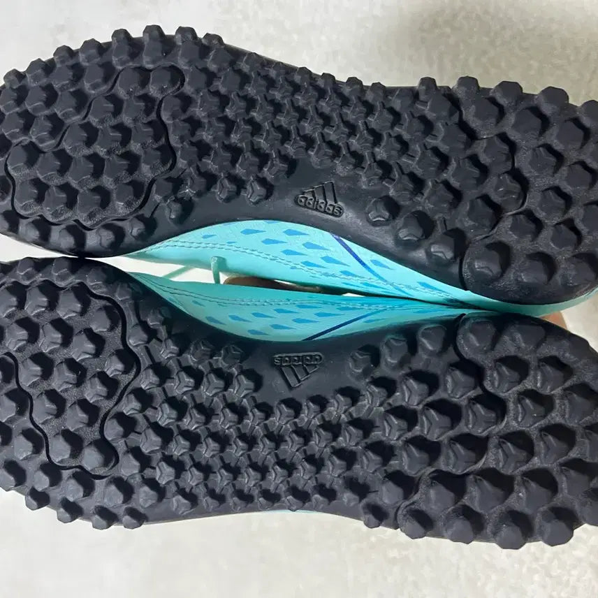 [BUNJANG] Adidas Futsal Shoes 230 / 아디다스 풋살화 230