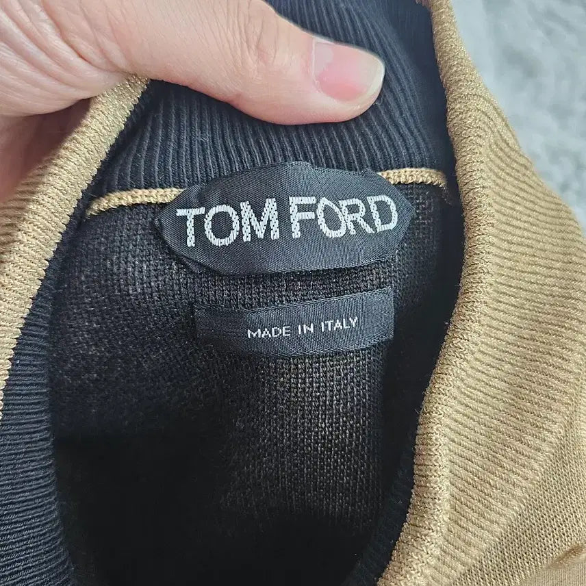 [BUNJANG] Tom Ford Gold Thread Half-Neck Knit Sweater / 톰포드 금사 하프넥 니트