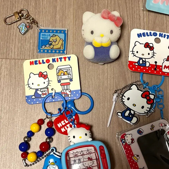 [BUNJANG] Sanrio &amp; Hello Kitty Keyring &amp; Squishy Collection / 특이한 산리오, 헬로키티 키링, 스퀴시 모음