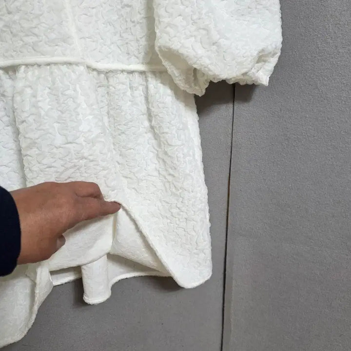 [BUNJANG] Voca Vaca White Blouse M / 보카바카 신축성있는 화이트 블라우스 M  n3150