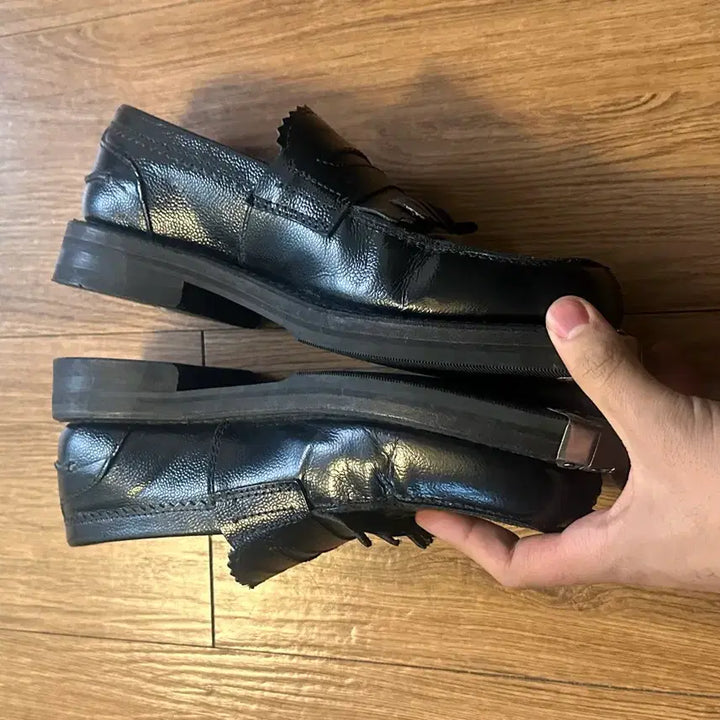 [BUNJANG] Our Legacy Steel Toe Black Leather Tassel Loafers / 아워레가시 스틸토 블랙 레더 태슬 로퍼 42