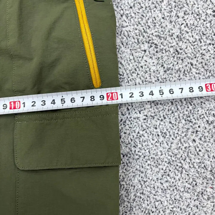 [BUNJANG] Discovery 64 Cargo 7-Part Pants / 64 디스커버리 카고 7부 팬츠 0309J