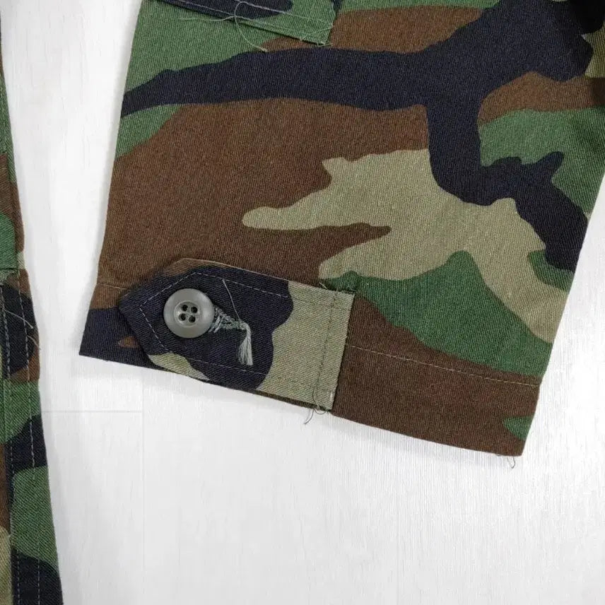 [BUNJANG] US Military BDU Heavyweight Shirt (1980s) - S-R / 80년대 미군 구형 BDU 헤비웨이트 셔츠 S-R
