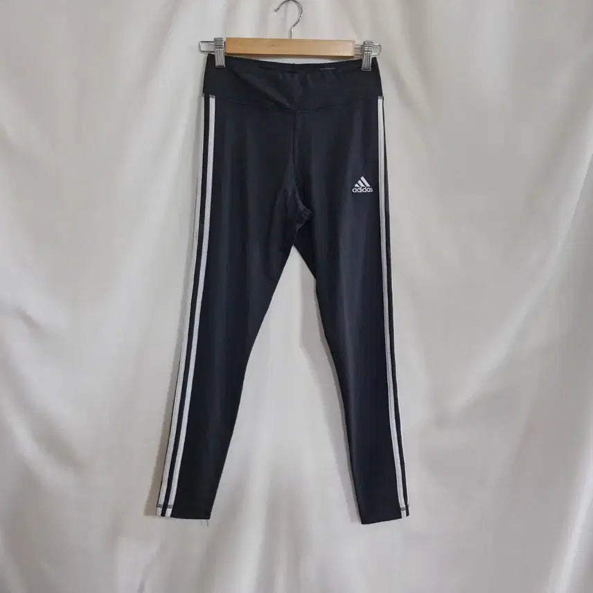 [BUNJANG] Adidas Coolmax Puremotion Three-Stripe Leggings Black / 아디다스 쿨맥스 퓨어모션 삼선 레깅스 블랙