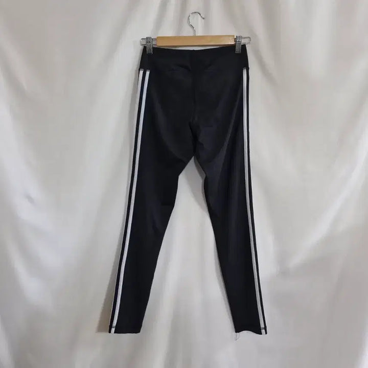[BUNJANG] Adidas Coolmax Puremotion Three-Stripe Leggings Black / 아디다스 쿨맥스 퓨어모션 삼선 레깅스 블랙