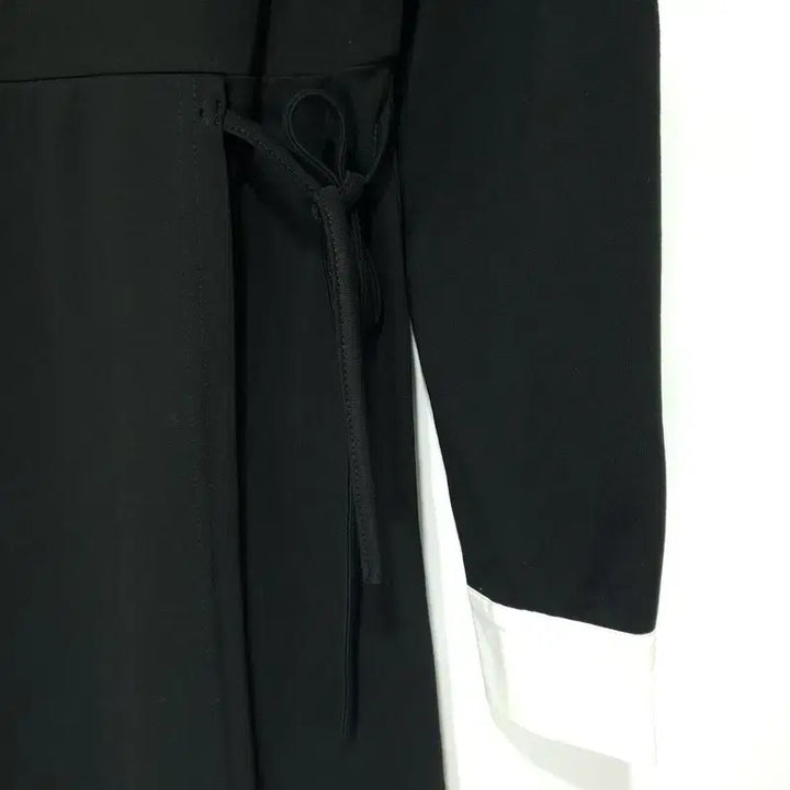 [BUNJANG] Ririn &amp; Ko Color Block Wrap Dress / 리린앤코 배색 카라넥 랩스타일 원피스 2_M2234
