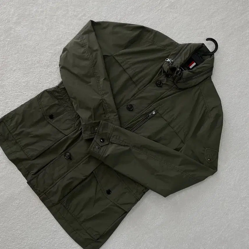 [BUNJANG] Tommy Hilfiger Field Blouson Windbreaker (Size 100) / L 타미힐피거 필드 블루종 바람막이 100