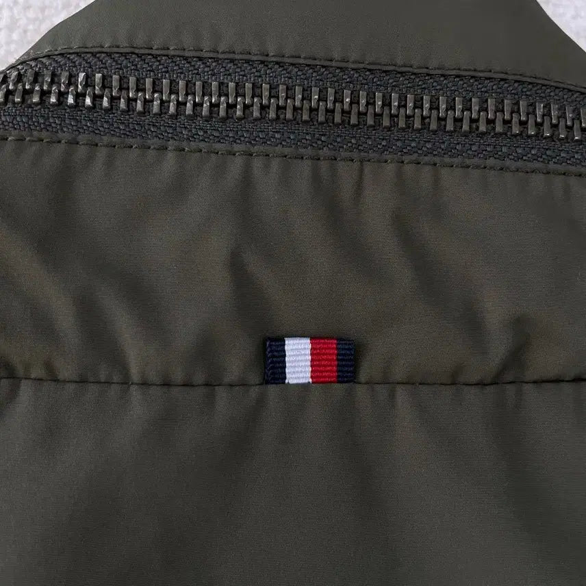 [BUNJANG] Tommy Hilfiger Field Blouson Windbreaker (Size 100) / L 타미힐피거 필드 블루종 바람막이 100
