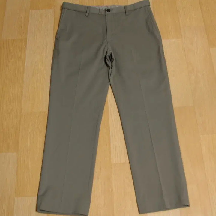 [BUNJANG] Hazzys Straight Fit Slacks Trousers / 헤지스 스트레이트핏 슬랙스 바지 32-33