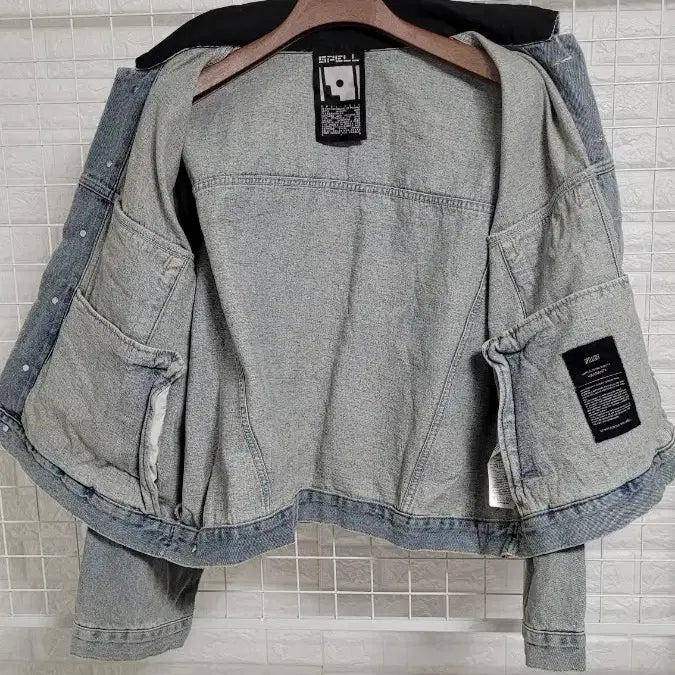 [BUNJANG] Spell Edit Cropped Denim Jacket / [F]스펠에디트 프리사이즈 블랙카라디테일 크롭오버핏 청자켓 F