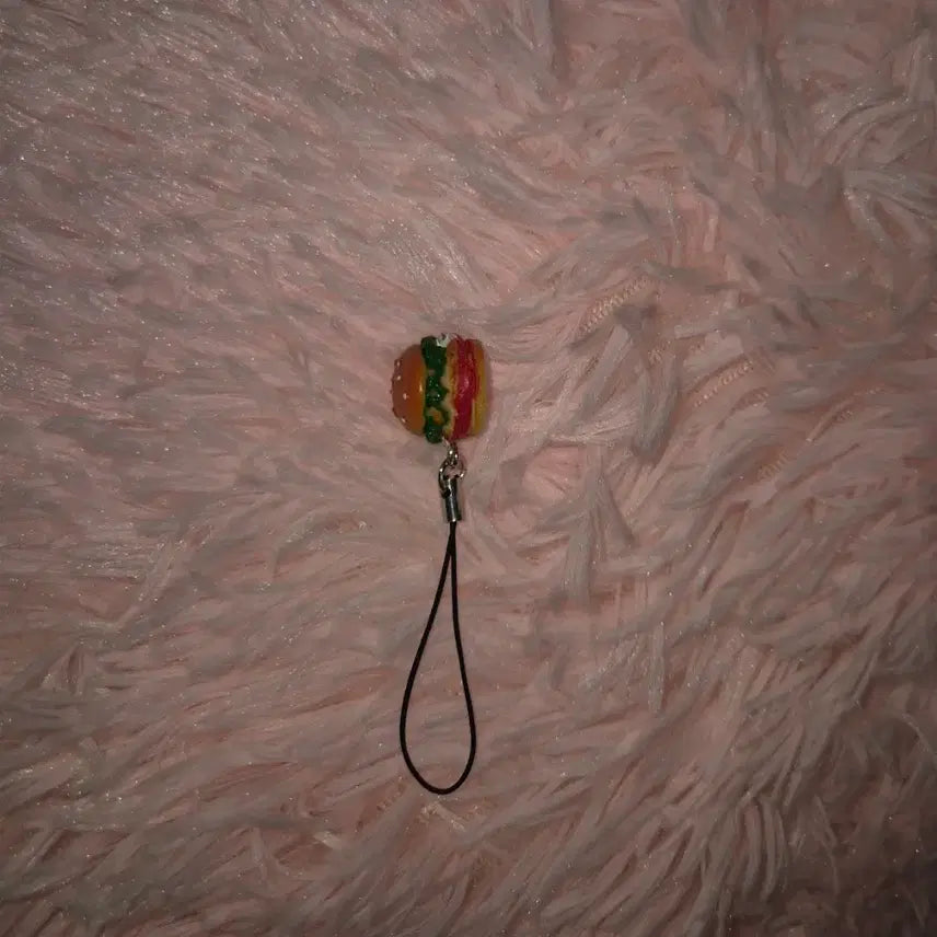 [BUNJANG] Miniature Hamburger Vintage Keyring / 미니어처 햄버거 핸드폰 고리 키링 / 고전 빈티지 키링