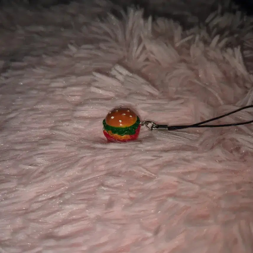 [BUNJANG] Miniature Hamburger Vintage Keyring / 미니어처 햄버거 핸드폰 고리 키링 / 고전 빈티지 키링