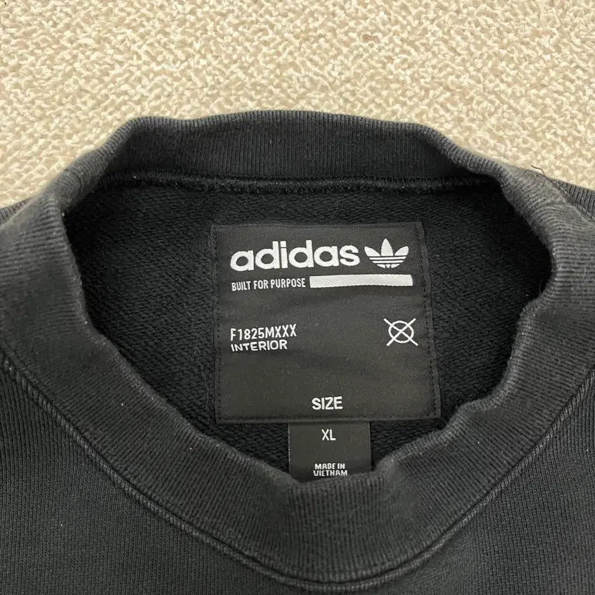 [BUNJANG] Adidas Center Logo Caval Crew Sweatshirt / [XL] 아디다스 센터로고 카발 크루 스웻셔츠 맨투맨 4137
