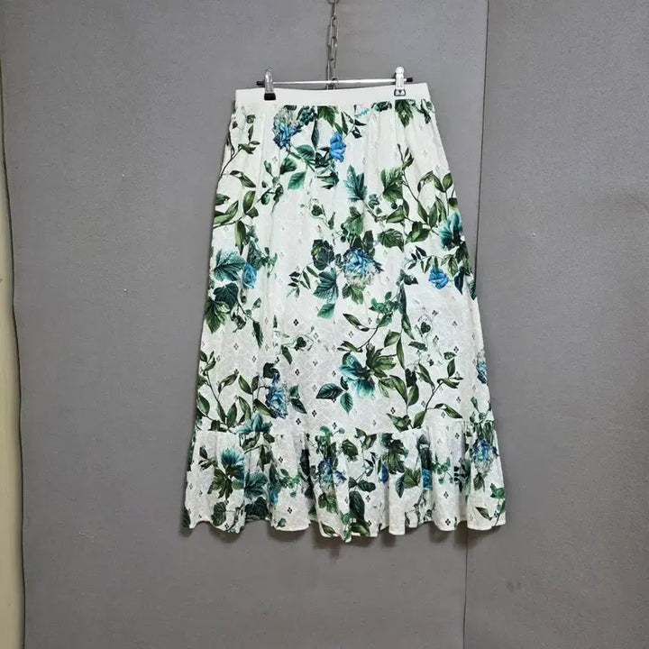 [BUNJANG] Blumarine Unbalanced Floral Skirt - L / 블루마린 언바란스 플라워 스커트 L  n3155  미착용제품
