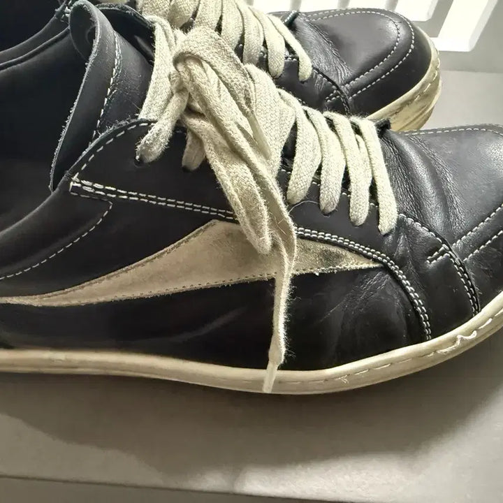 [BUNJANG] Rick Owens Vintage Full Grain Calf Leather Sneakers / 릭오웬스 빈티지 스니커즈 풀그레인 카프 레더 40.5