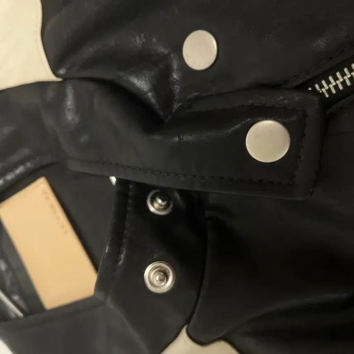 [BUNJANG] Vintage Varsity Black Leather Jacket / 빈티지 바시티 블랙 레더자켓