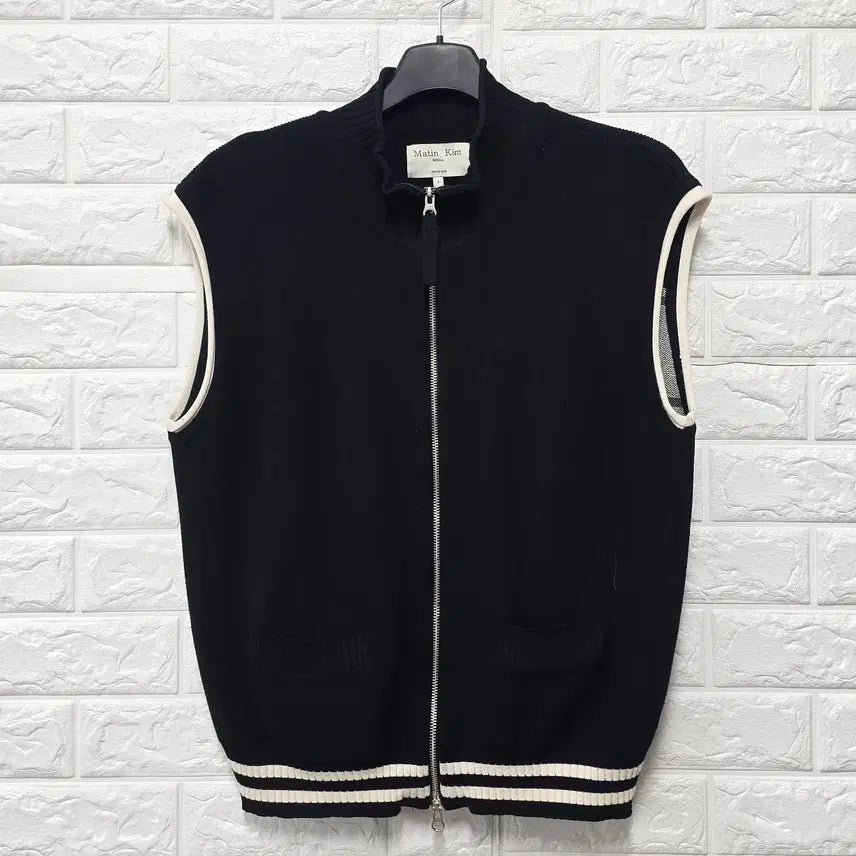 [BUNJANG] Matin Kim Black Zip-up Vest C242 / L 마땡킴 블랙 집업 베스트 C242