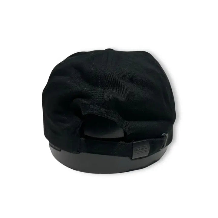 [SOLD OUT] 바버 인터내셔널 블랙 볼캡