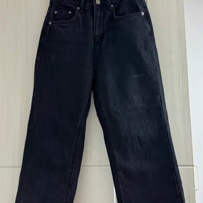 [BUNJANG] Black Denim Straight-Leg Pants / 여성 블랙 데님 일자 팬츠