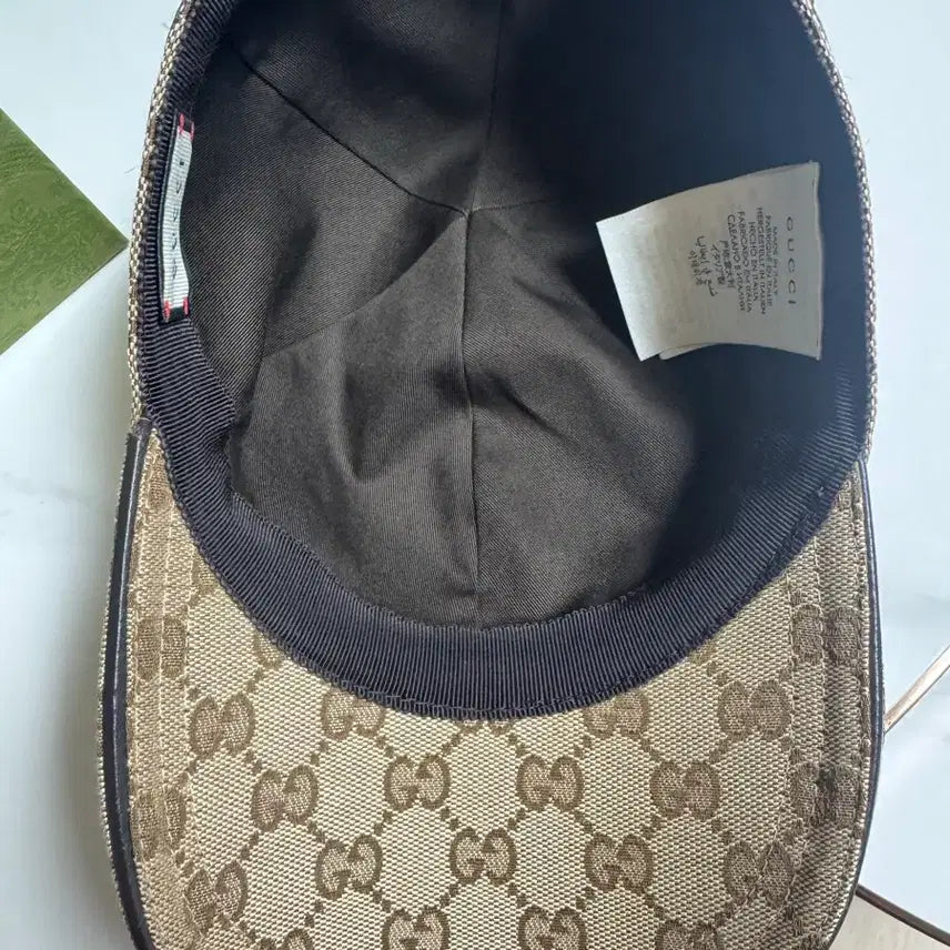 [SOLD OUT] 구찌 모자 새상품