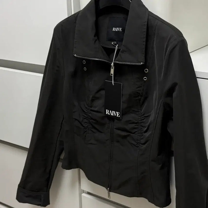 [BUNJANG] Rave Shirred Slim Fit Zip Up Jacket / 레이브 shirred slim fit zip up 집업 자켓