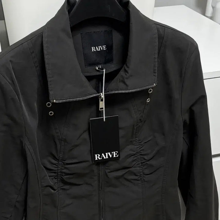 [BUNJANG] Rave Shirred Slim Fit Zip Up Jacket / 레이브 shirred slim fit zip up 집업 자켓