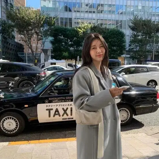 [BUNJANG] Lillykotz Moet Coat / 릴리코츠 모엣코트