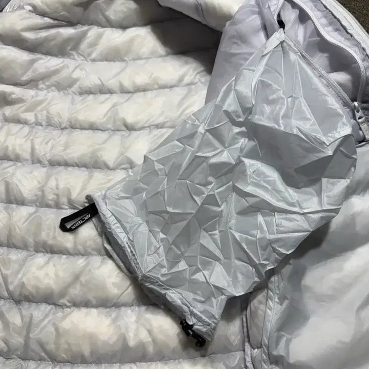 [BUNJANG] Arcteryx Cerium Jacket Lightweight Down Jacket / Arcteryx 아크테릭스 세륨자켓 경량패딩