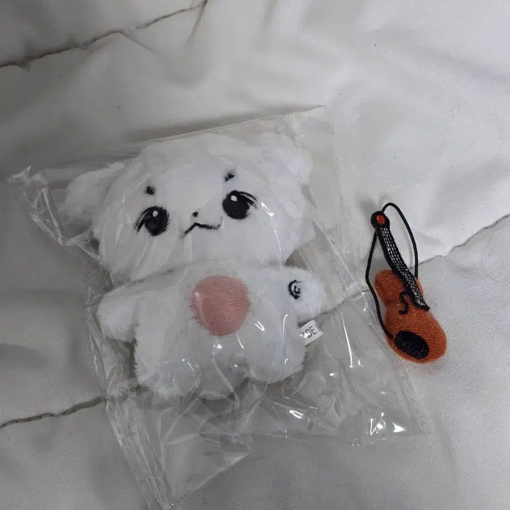 [BUNJANG] ChaniJju Lucy Shin Yechan Doll / 차니쮸 루시 신예찬 인형