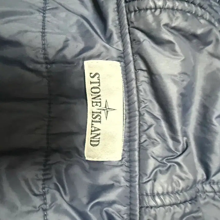[BUNJANG] Stone Island Crinkle Laps Padded Windbreaker Navy (M) / (M)스톤아일랜드 크링클랩스 패딩 바람막이 네이비