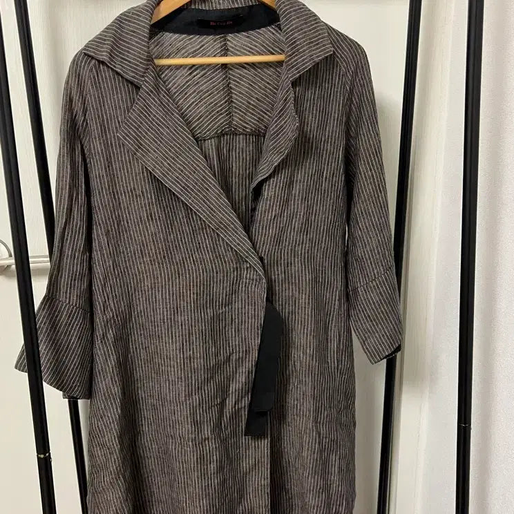 [BUNJANG] Bo Ceu Ro Striped Long Coat / 스트라이프 롱 코트 1059