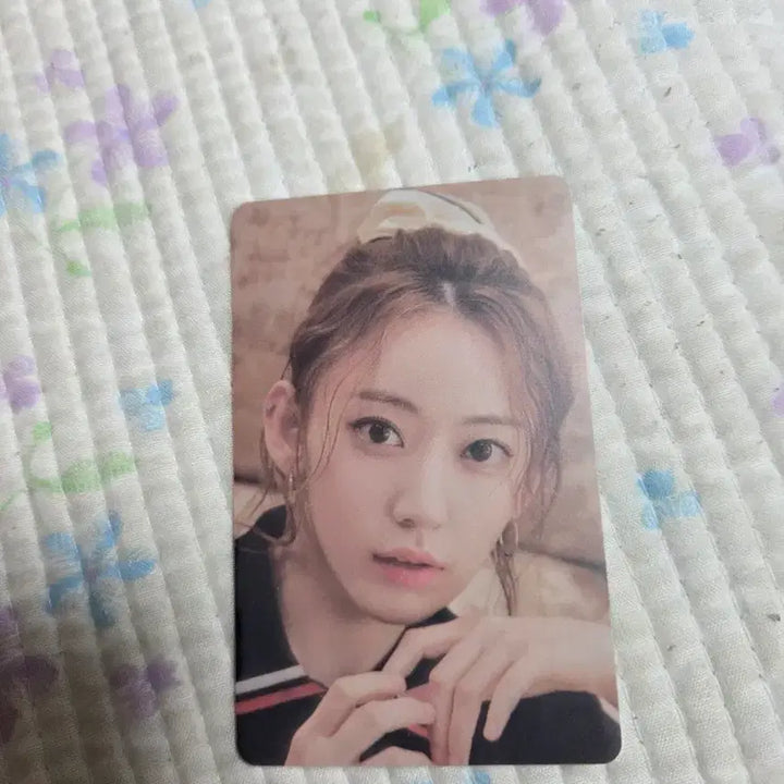 [BUNJANG] LE SSERAFIM Sakura Photocard (HYBE INSIGHT) / 르세라핌  포카 일괄