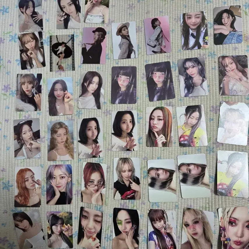 [BUNJANG] LE SSERAFIM Sakura Photocard (HYBE INSIGHT) / 르세라핌  포카 일괄