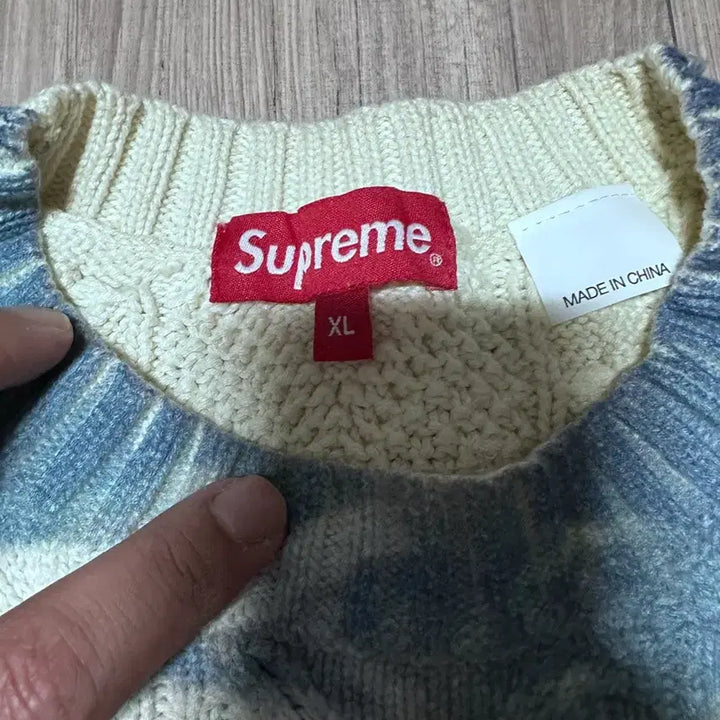 [BUNJANG] Supreme Kurt Cobain Sweater White XL / 슈프림 커트 코베인 스웨터 화이트 XL