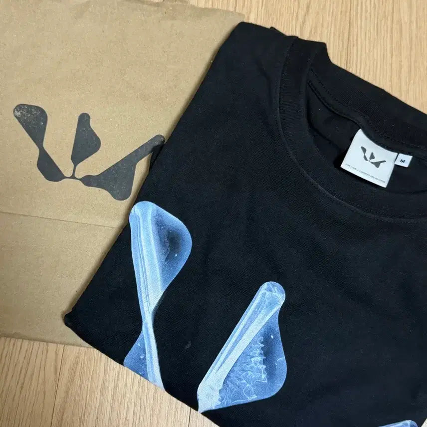 [BUNJANG] WOODZ Logo Black T-shirt / woodz 우즈 뼈티 로고 검정티 (가요대전역조공)