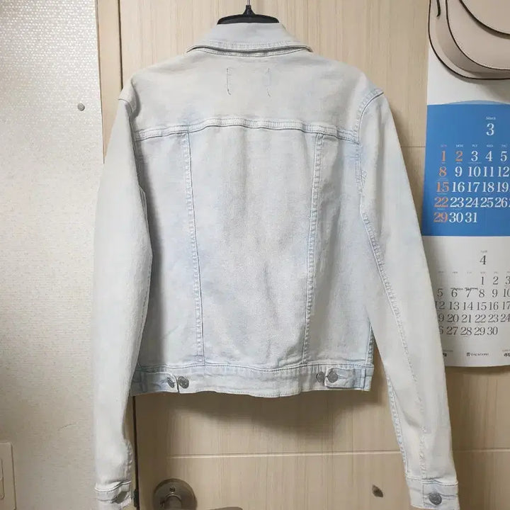 [BUNJANG] Calvin Klein Light Wash Jacket / 캘빈클라인 연청 자켓(스판)